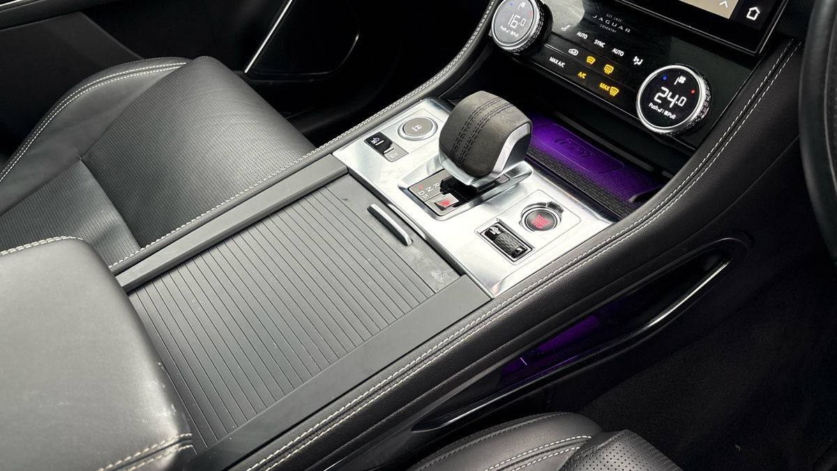 Used Jaguar F-Pace 2022 for sale - 76536434: Photo 18