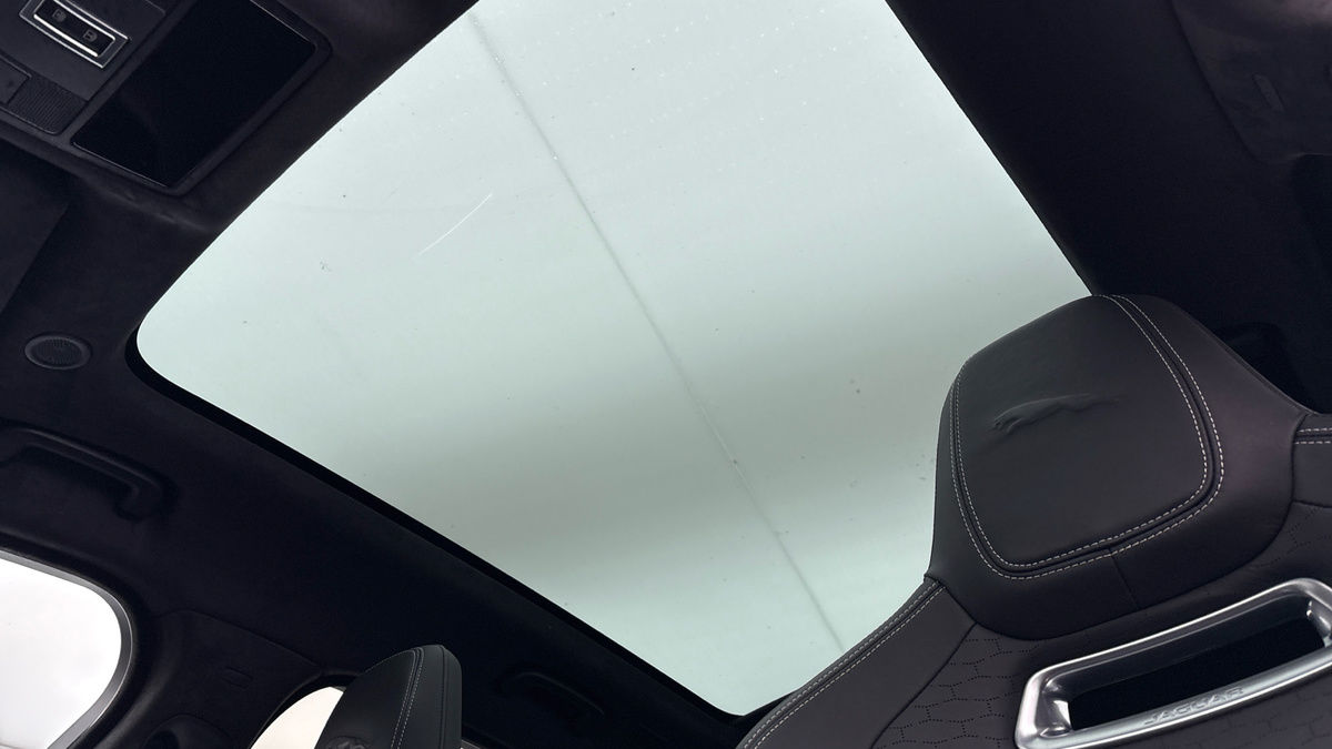 Used Jaguar F-Pace 2022 for sale - 76536434: Photo 6