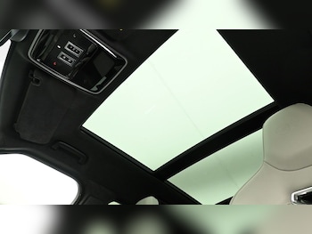 Used Land Rover Range Rover Sport 2022 for sale - 75643351: Photo