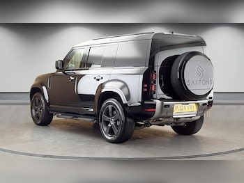Used Land Rover Defender 2024 for sale - 78632776: Photo