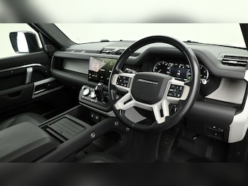 Used Land Rover Defender 110 2023 for sale - 75384924: Photo