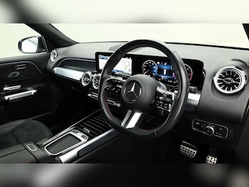 Used Mercedes-Benz GLB 2024 for sale - 75528780: Photo