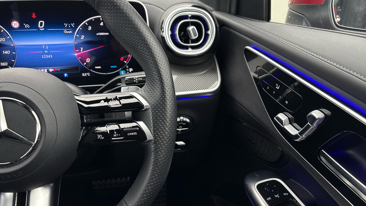 Used Mercedes-Benz GLC 2024 for sale - 76863667: Photo 14