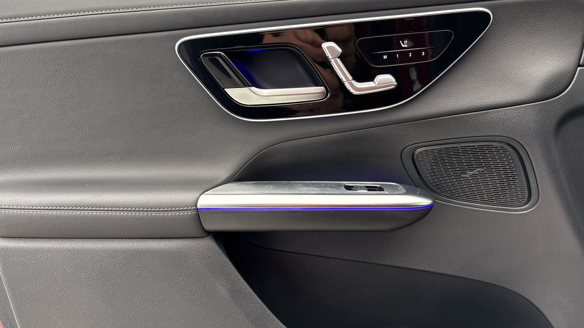 Used Mercedes-Benz GLC 2024 for sale - 76863667: Photo 19