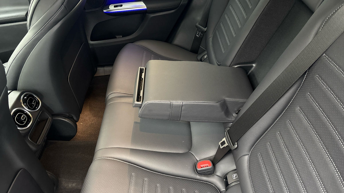 Used Mercedes-Benz GLC 2024 for sale - 76863667: Photo 9