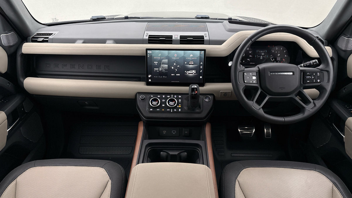 Used Land Rover Defender 130 2023 for sale - 76069397: Photo 12