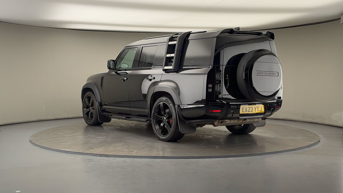 Used Land Rover Defender 130 2023 for sale - 76069397: Photo 2