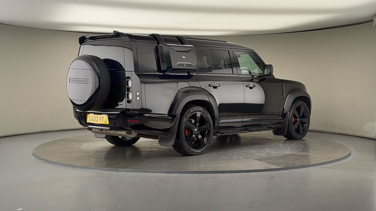 Used Land Rover Defender 130 2023 for sale - 76069397: Photo 21