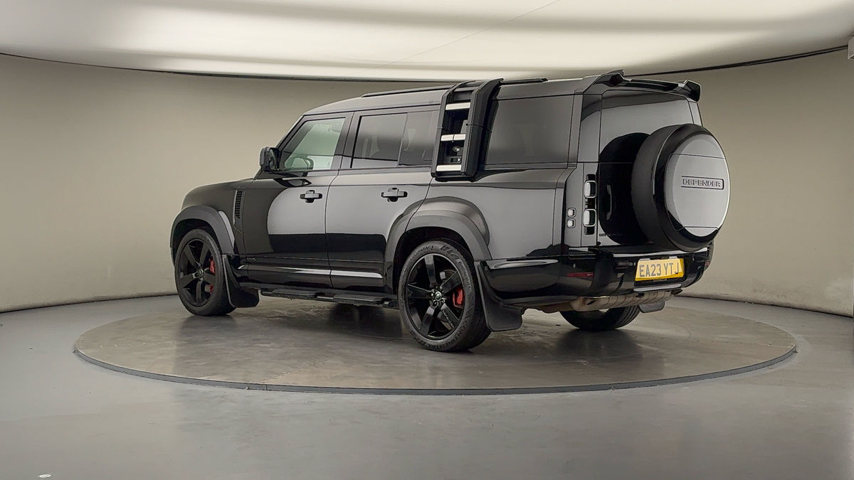 Used Land Rover Defender 130 2023 for sale - 76069397: Photo 28