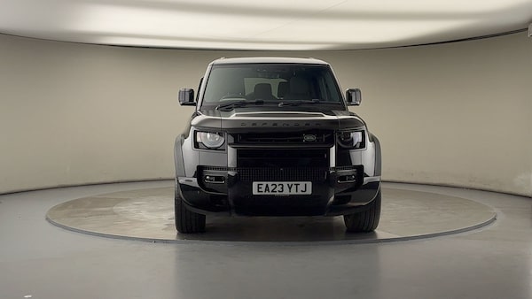 Used Land Rover Defender 130 2023 for sale - 76069397: Photo 35
