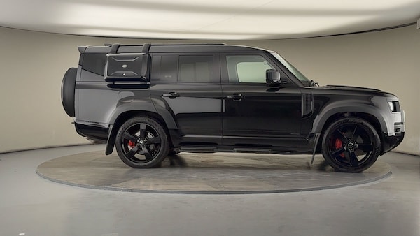 Used Land Rover Defender 130 2023 for sale - 76069397: Photo 39