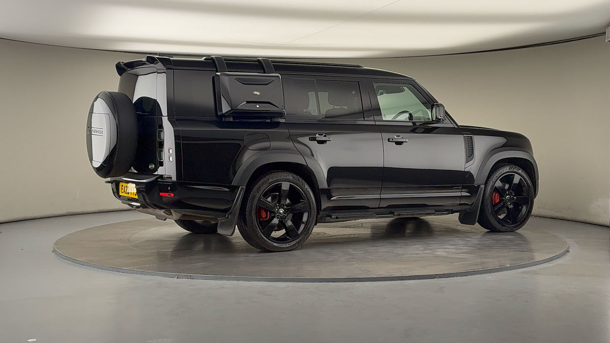 Used Land Rover Defender 130 2023 for sale - 76069397: Photo 41