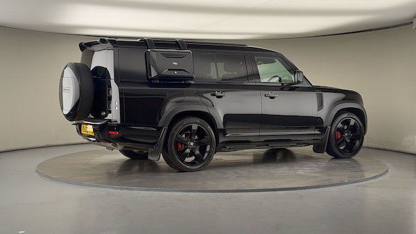 Used Land Rover Defender 130 2023 for sale - 76069397: Photo 41