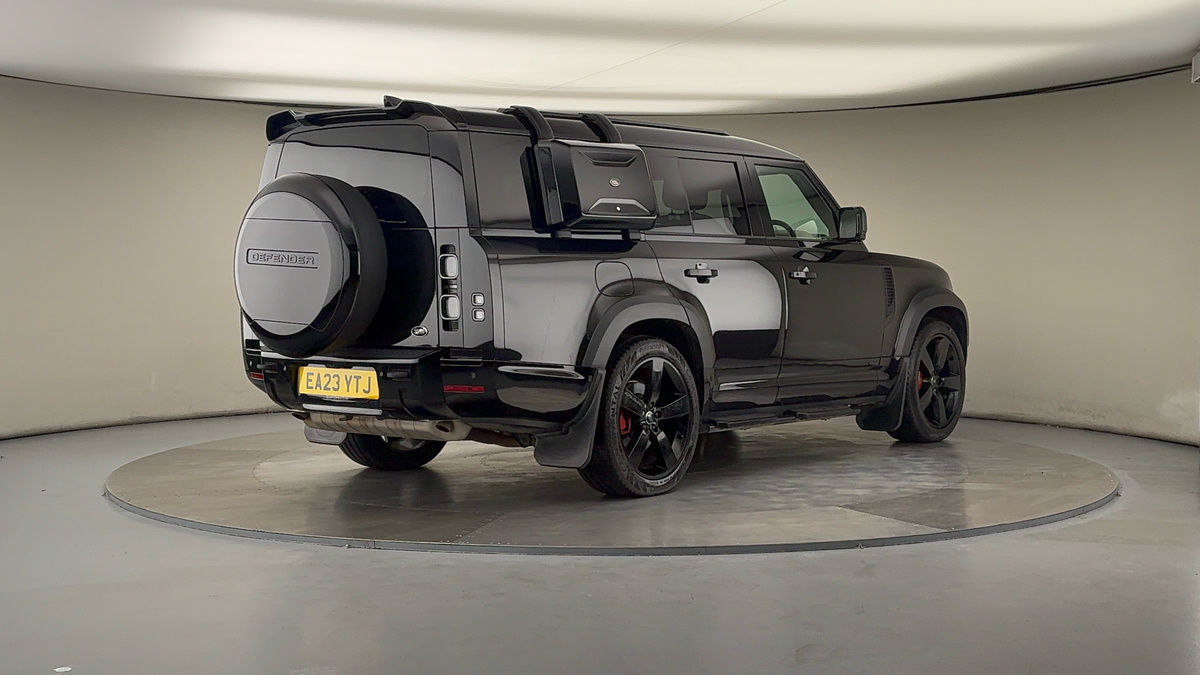 Used Land Rover Defender 130 2023 for sale - 76069397: Photo 42