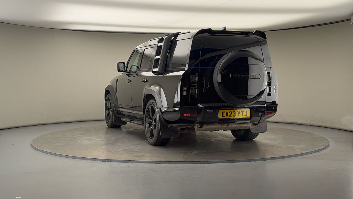 Used Land Rover Defender 130 2023 for sale - 76069397: Photo 45