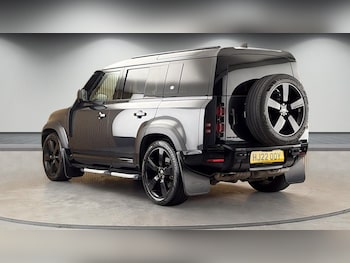 Used Land Rover Defender 110 2022 for sale - 78703005: Photo