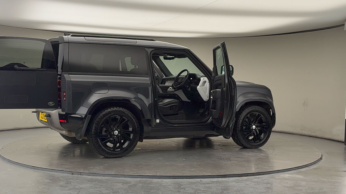 Used Land Rover Defender 90 2021 for sale - 77437958: Photo 57