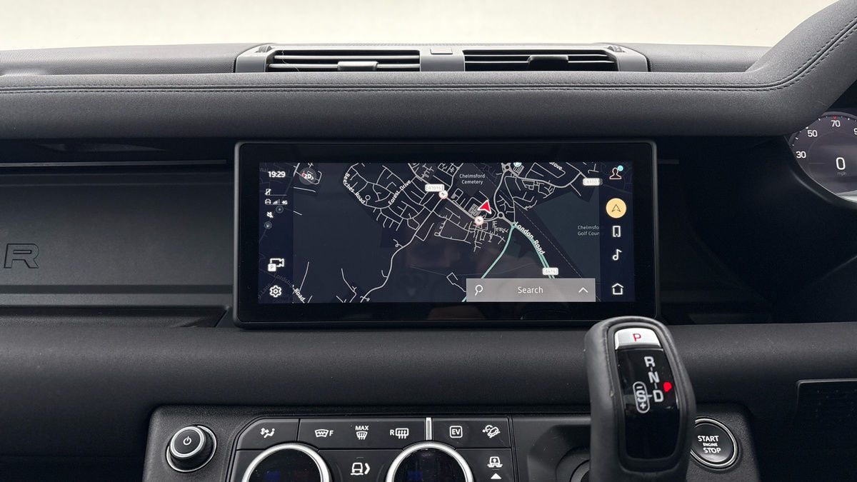 Used Land Rover Defender 110 2023 for sale - 76280767: Photo 17