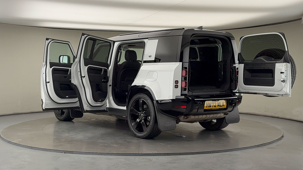 Used Land Rover Defender 110 2023 for sale - 76280767: Photo 43