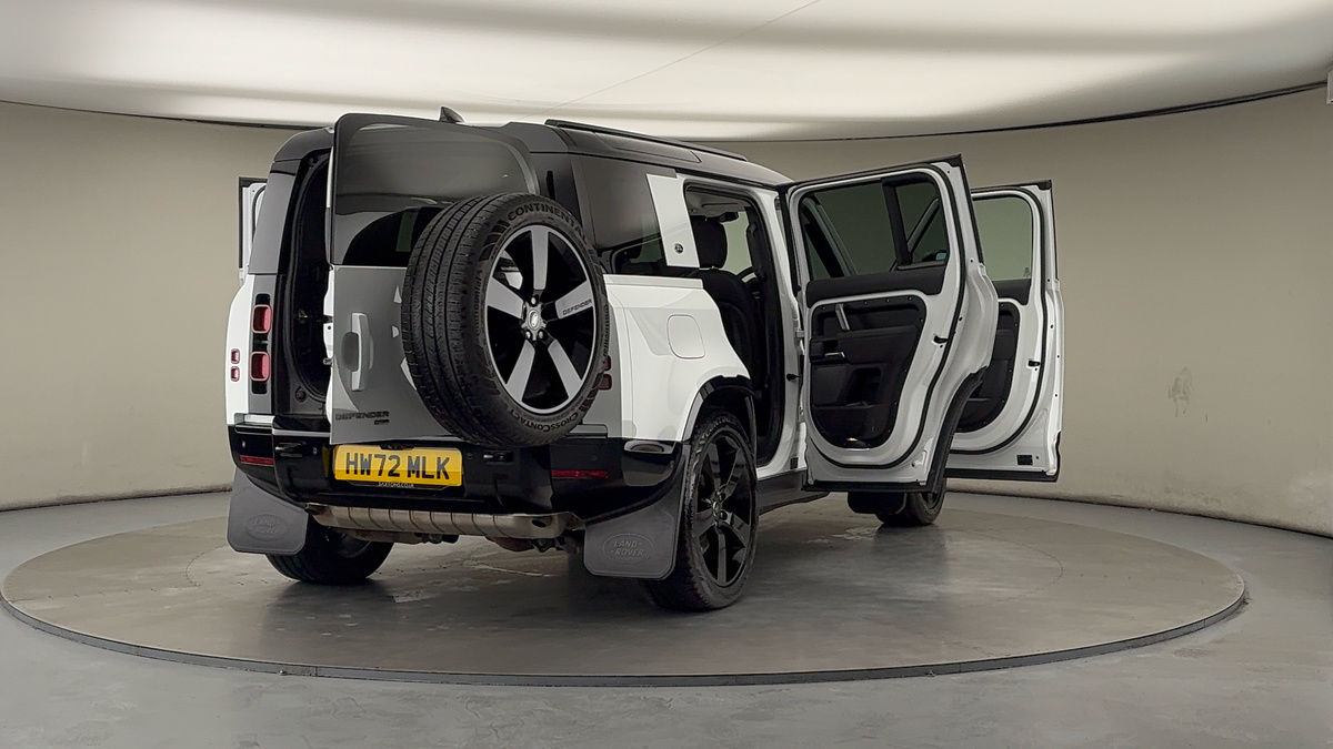 Used Land Rover Defender 110 2023 for sale - 76280767: Photo 59