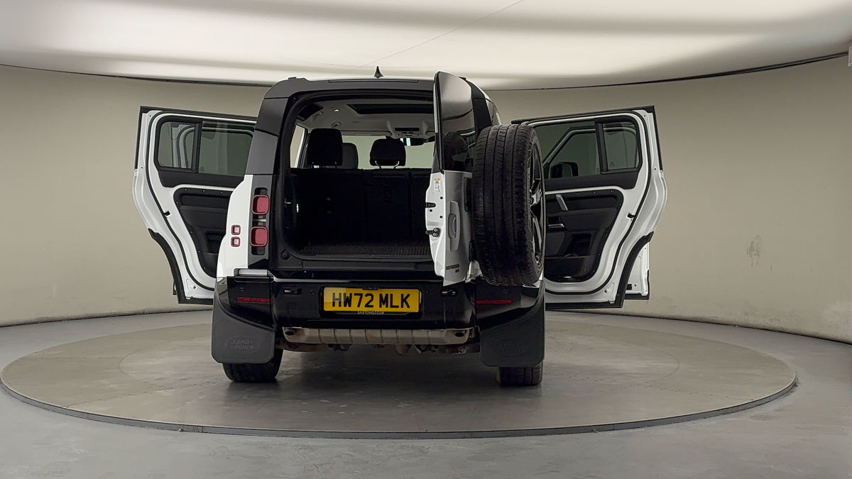 Used Land Rover Defender 110 2023 for sale - 76280767: Photo 60