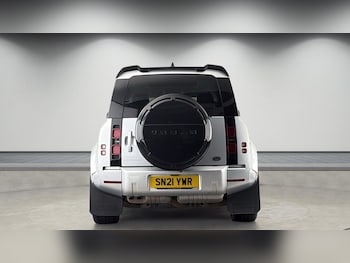 Used Land Rover Defender 110 2021 for sale - 78331555: Photo