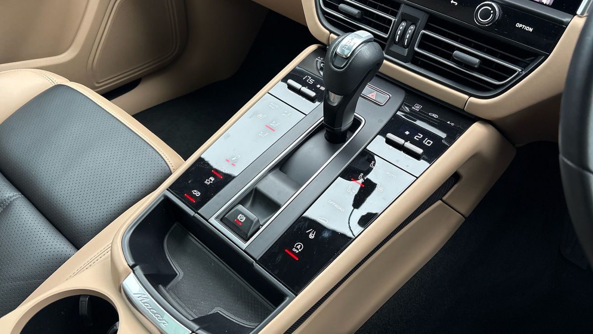 Used Porsche Macan 2022 for sale - 78213228: Photo 18