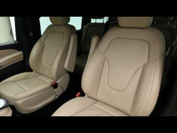 Used Mercedes-Benz V-Class 2023 for sale - 74834325: Photo