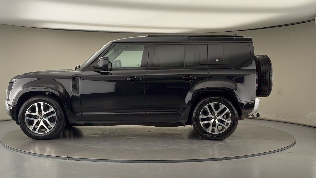 Used Land Rover Defender 110 2023 for sale - 76962982: Photo 15