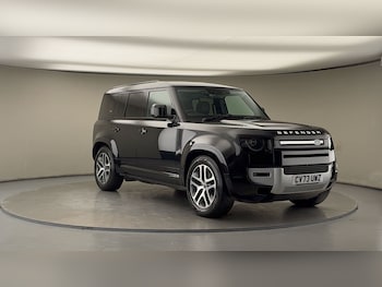 Used Land Rover Defender 110 2023 for sale - 76962982: Photo