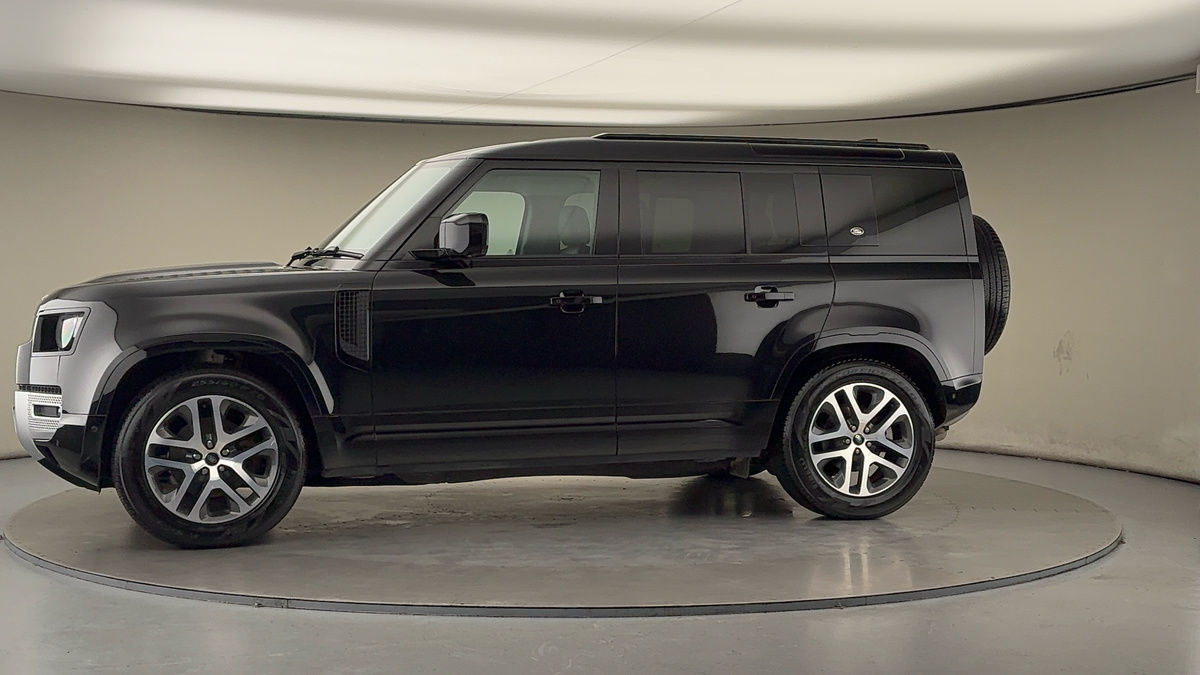 Used Land Rover Defender 110 2023 for sale - 76962982: Photo 29