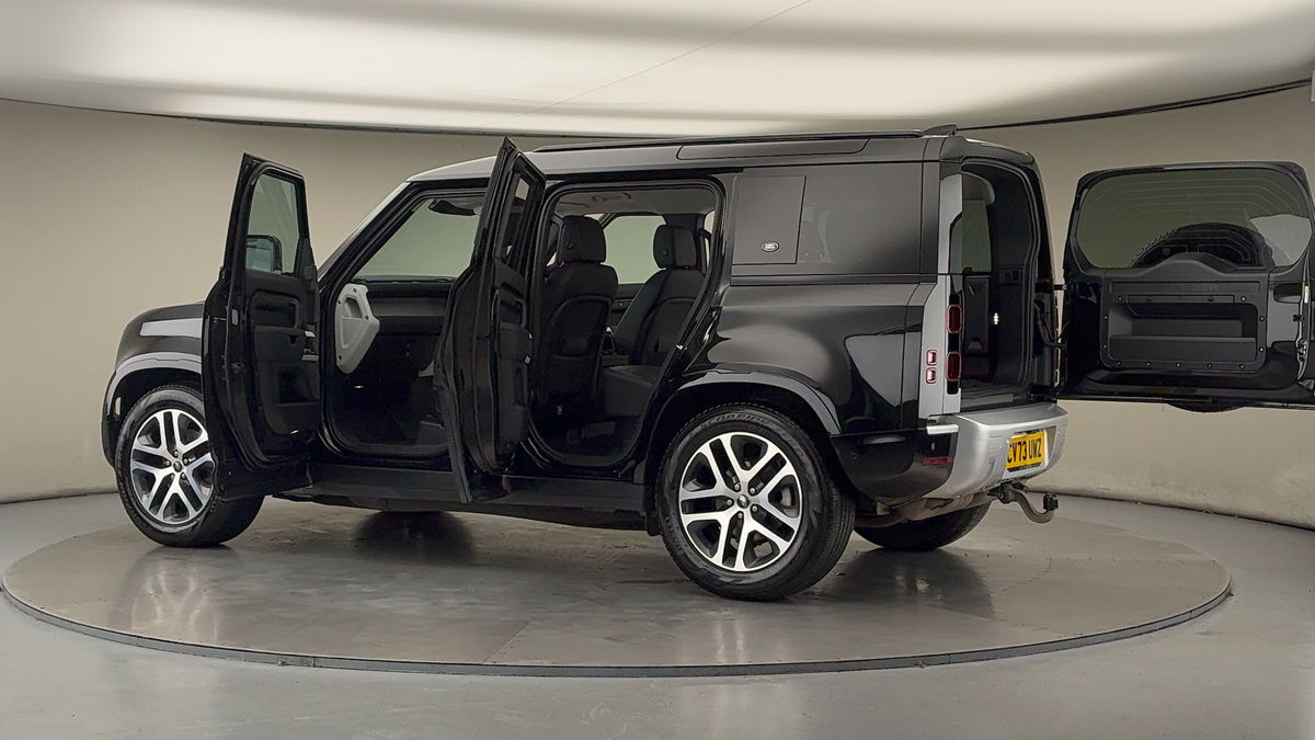 Used Land Rover Defender 110 2023 for sale - 76962982: Photo 46