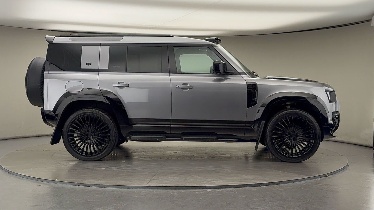 Used Land Rover Defender 110 2024 for sale - 75937818: Photo 16