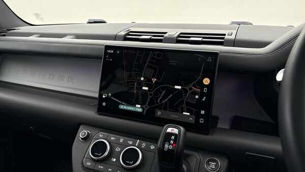 Used Land Rover Defender 110 2024 for sale - 75937818: Photo 17