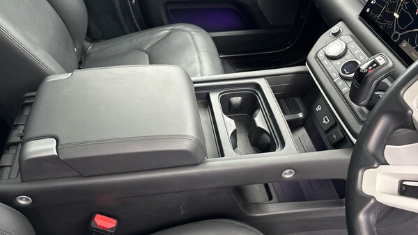 Used Land Rover Defender 110 2024 for sale - 75937818: Photo 18