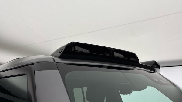 Used Land Rover Defender 110 2024 for sale - 75937818: Photo 27