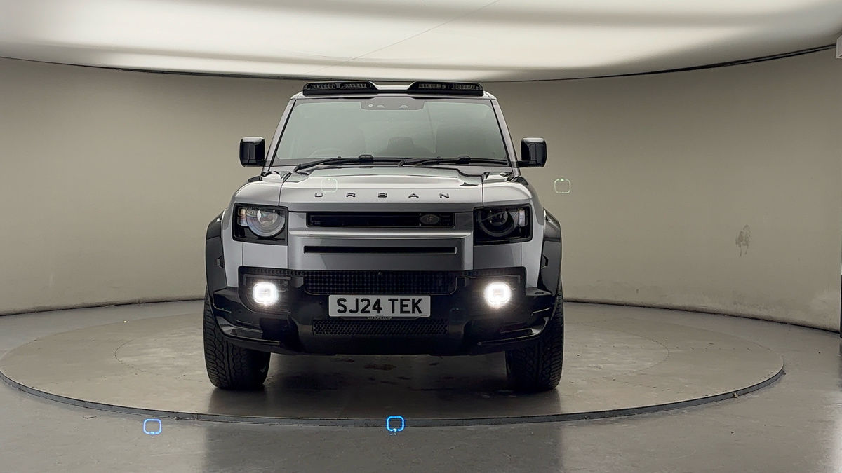 Used Land Rover Defender 110 2024 for sale - 75937818: Photo 3