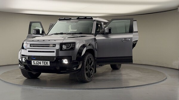 Used Land Rover Defender 110 2024 for sale - 75937818: Photo 54