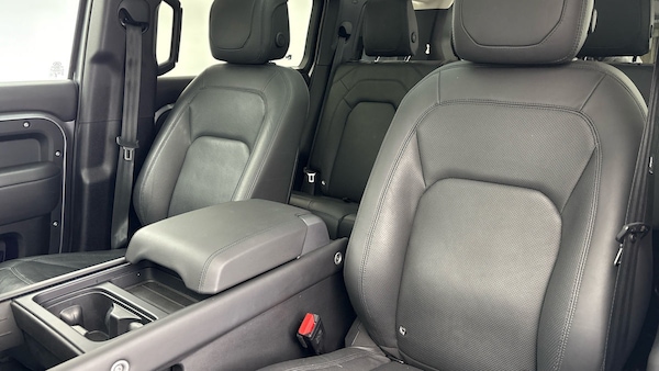 Used Land Rover Defender 110 2024 for sale - 75937818: Photo 7