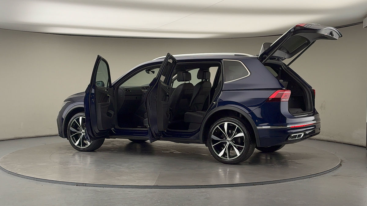 Used Volkswagen Tiguan Allspace 2023 for sale - 77342437: Photo 46