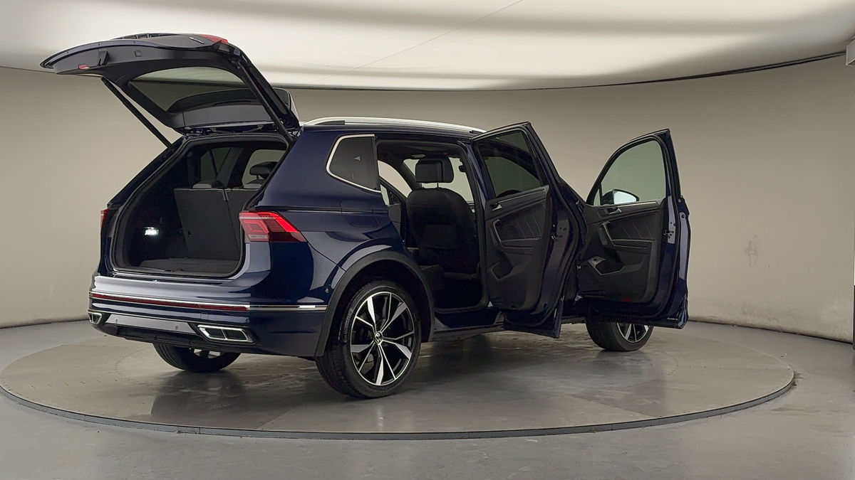 Used Volkswagen Tiguan Allspace 2023 for sale - 77342437: Photo 59