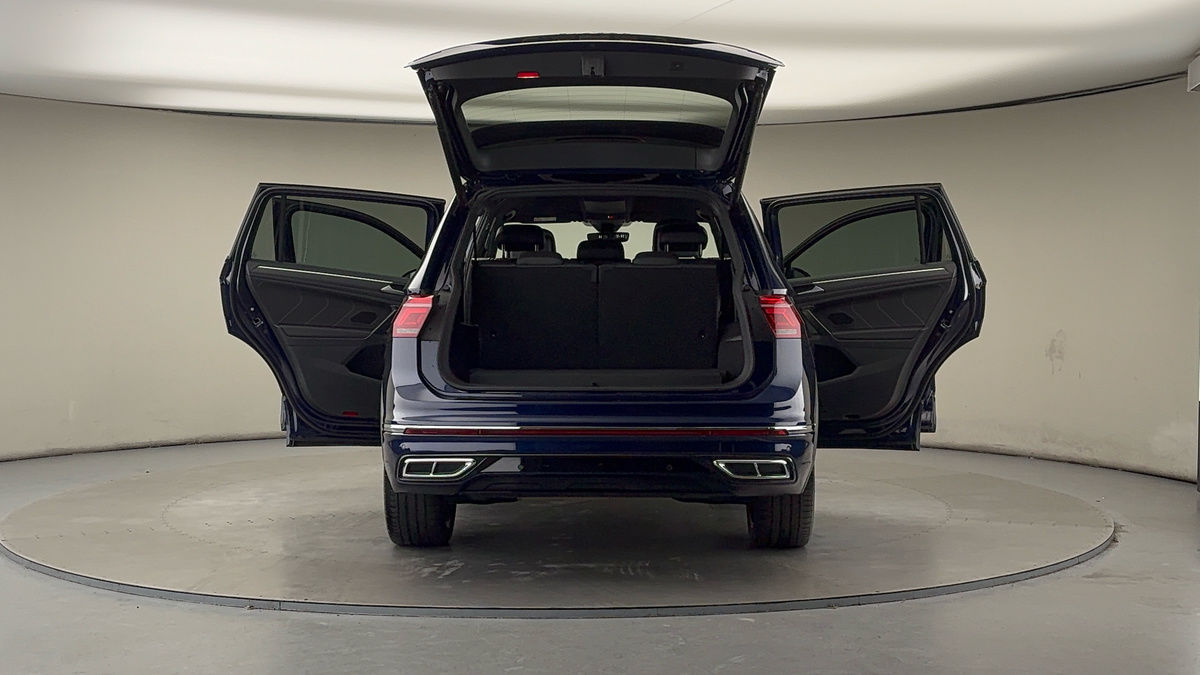 Used Volkswagen Tiguan Allspace 2023 for sale - 77342437: Photo 61