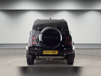 Used Land Rover Defender 90 2023 for sale - 78316240: Photo