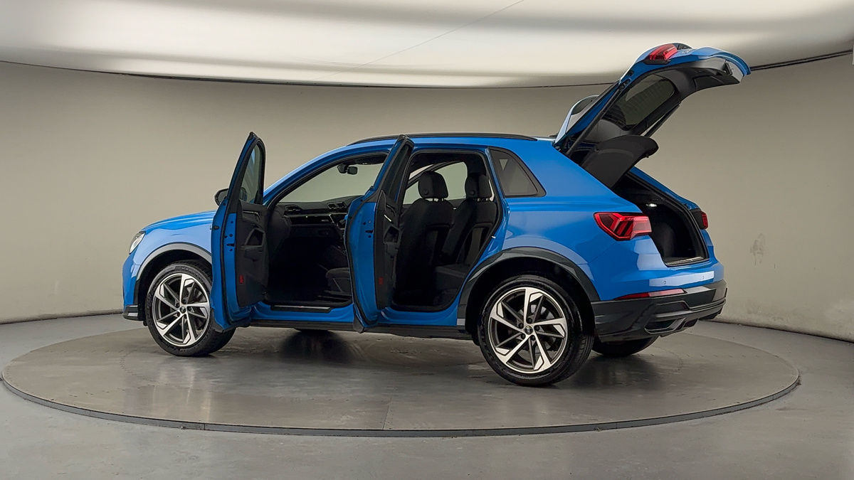 Used Audi Q3 2022 for sale - 77056538: Photo 45