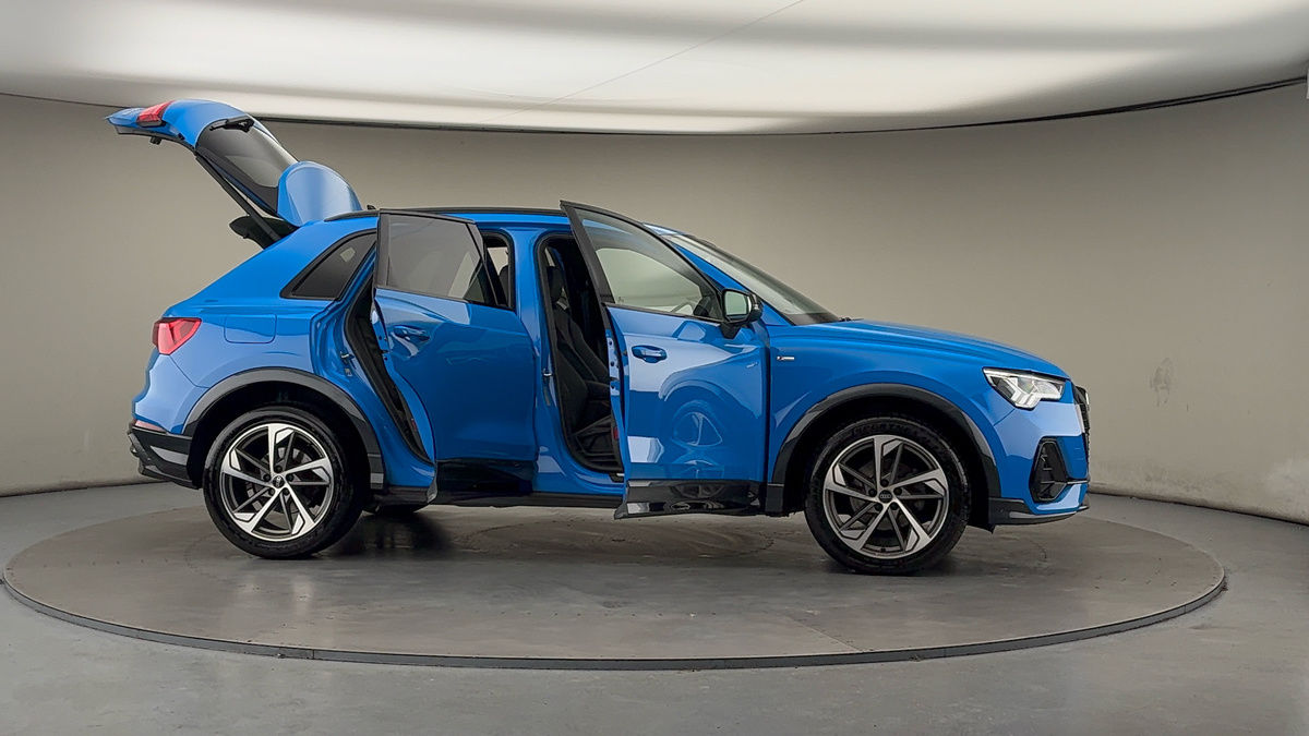 Used Audi Q3 2022 for sale - 77056538: Photo 55