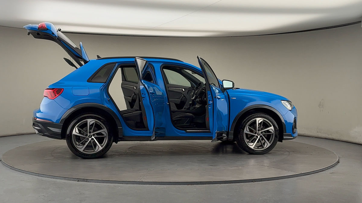 Used Audi Q3 2022 for sale - 77056538: Photo 56