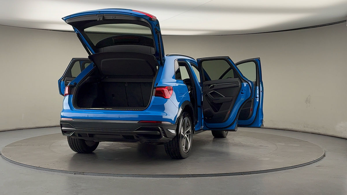 Used Audi Q3 2022 for sale - 77056538: Photo 59