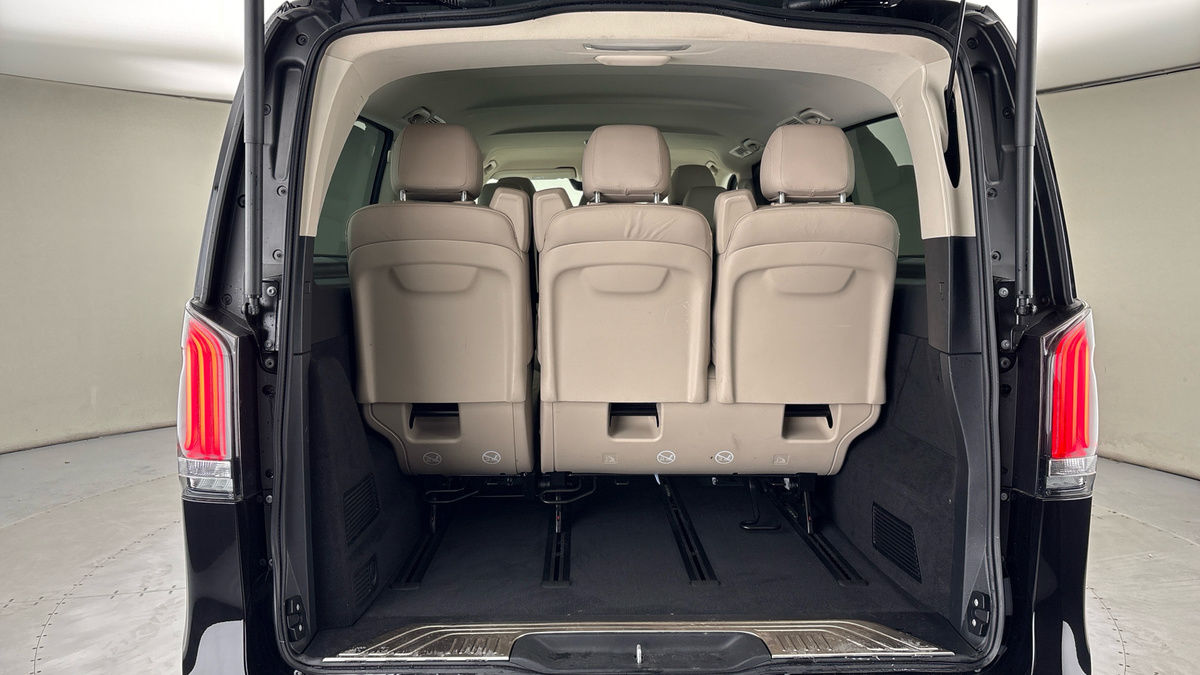 Used Mercedes-Benz V-Class 2024 for sale - 78213250: Photo 11