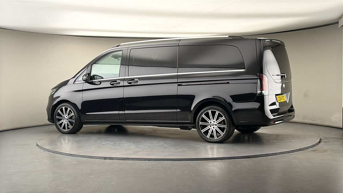 Used Mercedes-Benz V-Class 2024 for sale - 78213250: Photo 26