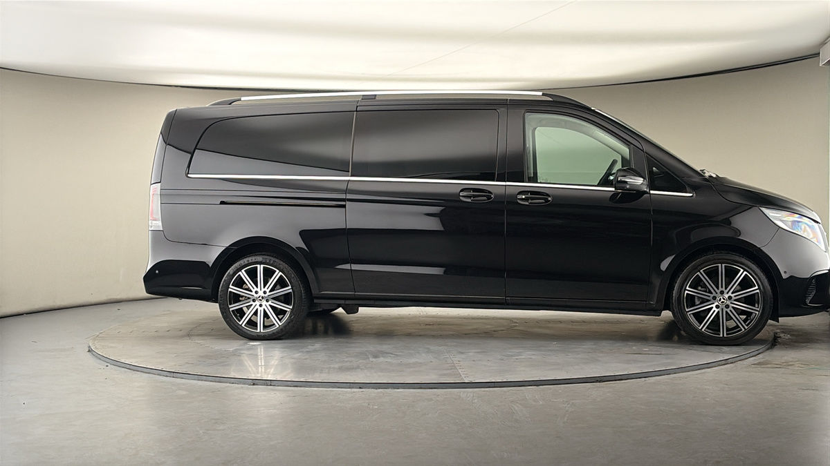 Used Mercedes-Benz V-Class 2024 for sale - 78213250: Photo 36